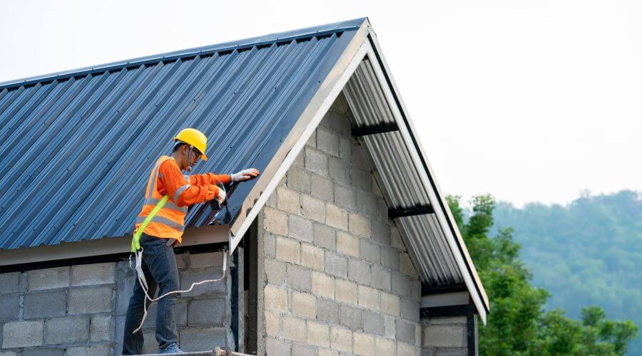 Expert top industrial roofings services in Lynn, IN